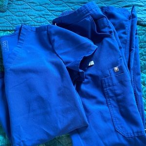 FIGS / winning blue / XS